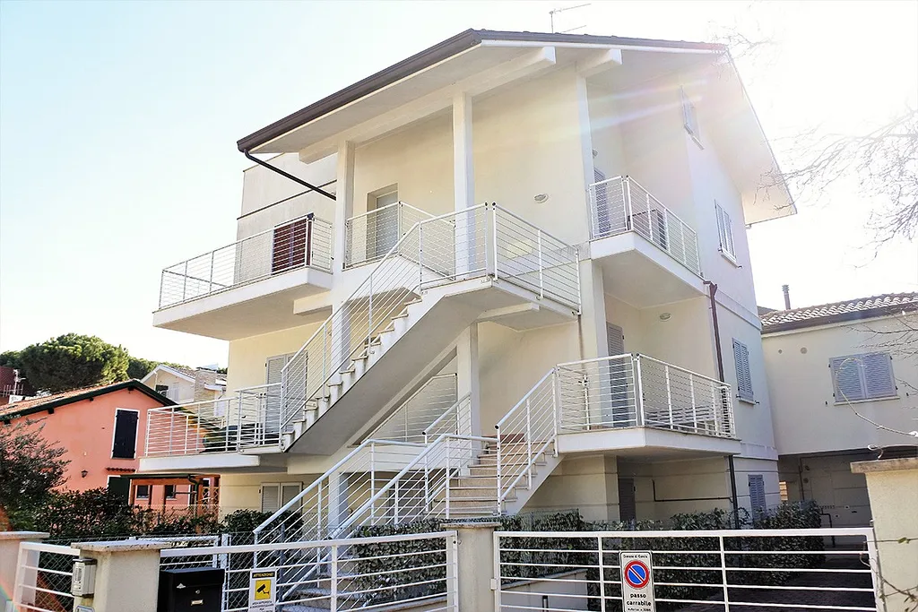 Appartamento trilocale in vendita a Cervia con ampio terrazzo