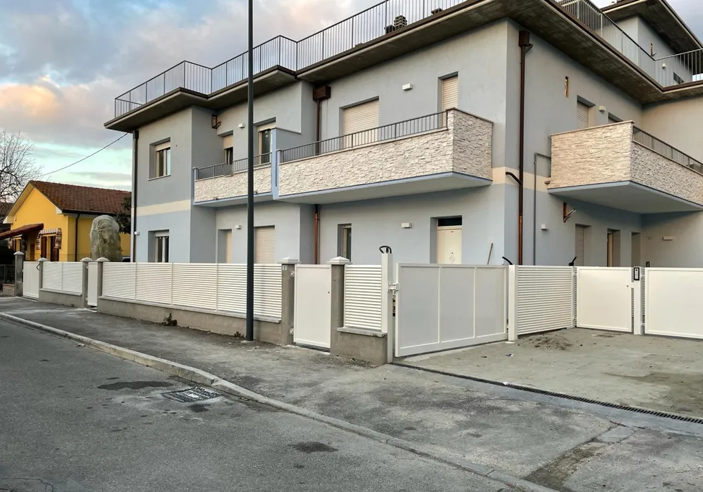 Attico con terrazzo in palazzina di nuova costruzione in vendita a San Zaccaria